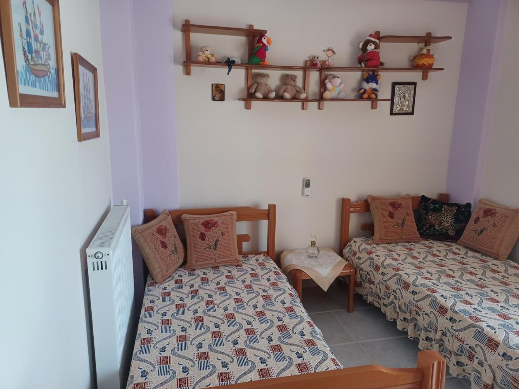 Gerakini 2Br Apt With Shared Pool Zewnętrze zdjęcie