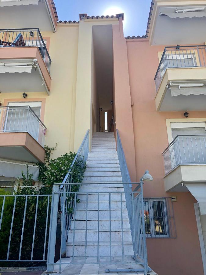Gerakini 2Br Apt With Shared Pool Zewnętrze zdjęcie