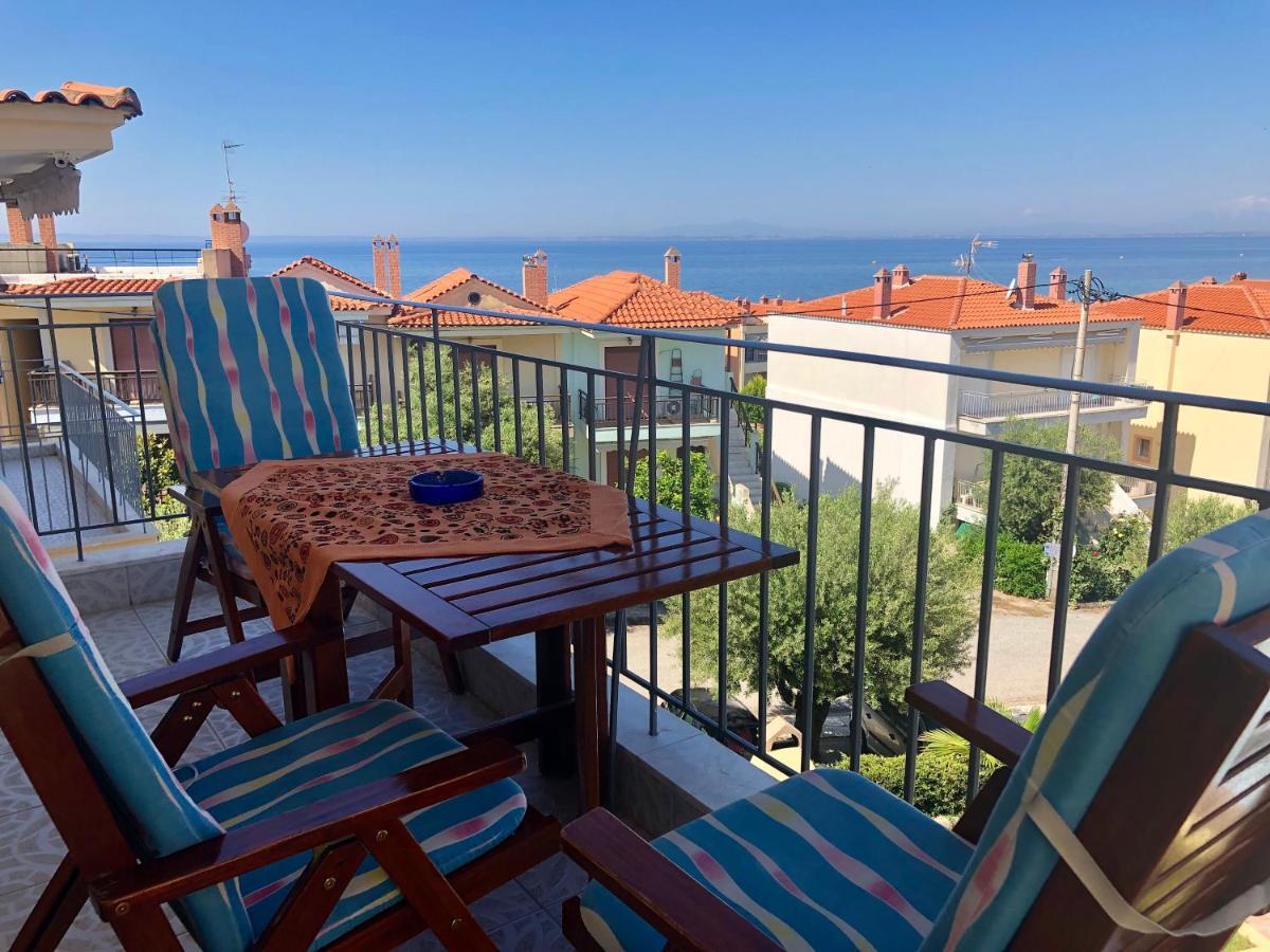 Gerakini 2Br Apt With Shared Pool Zewnętrze zdjęcie