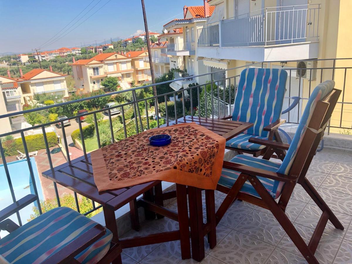 Gerakini 2Br Apt With Shared Pool Zewnętrze zdjęcie